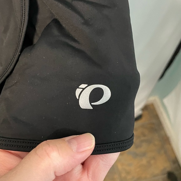 Pearl Izumi black cycling shorts with skirt‎ size medium - Picture 2 of 10